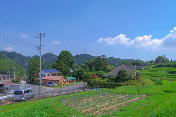 のどかな里山を散歩